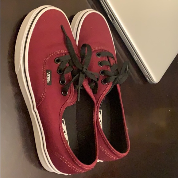Vans - Picture 3 of 6